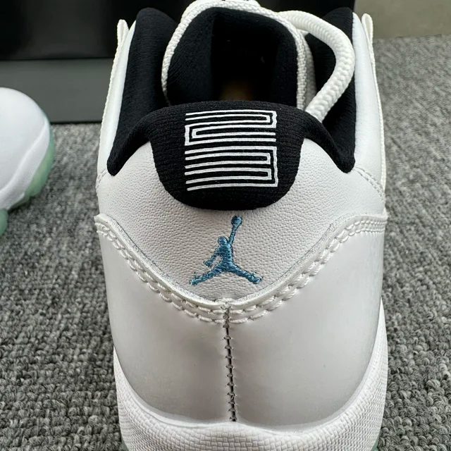 （Special offer）WM Batch - Jordan 11 “Legend blue”