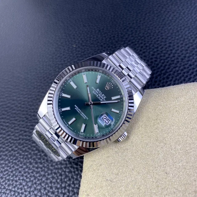 Datejust - 41mm DanDong 3235 movement