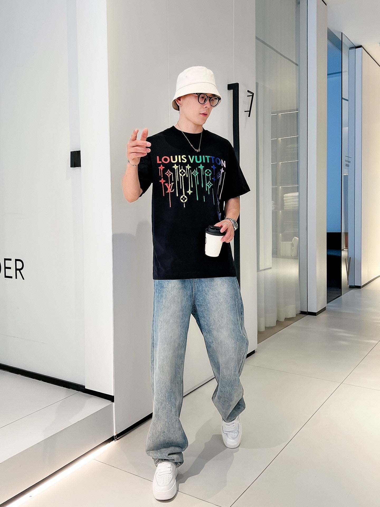 LuxluxHouse Best Quality Clothes T-shirt Louis Vuitton