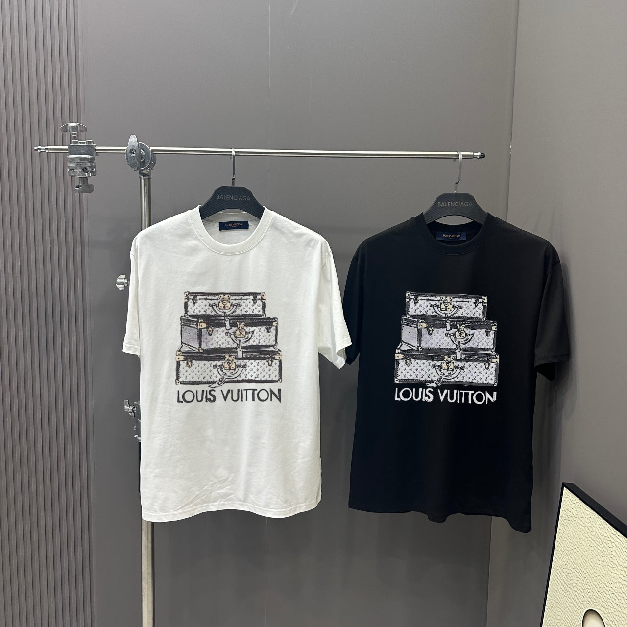 LuxluxHouse Best Quality Clothes T-shirt Louis Vuitton
