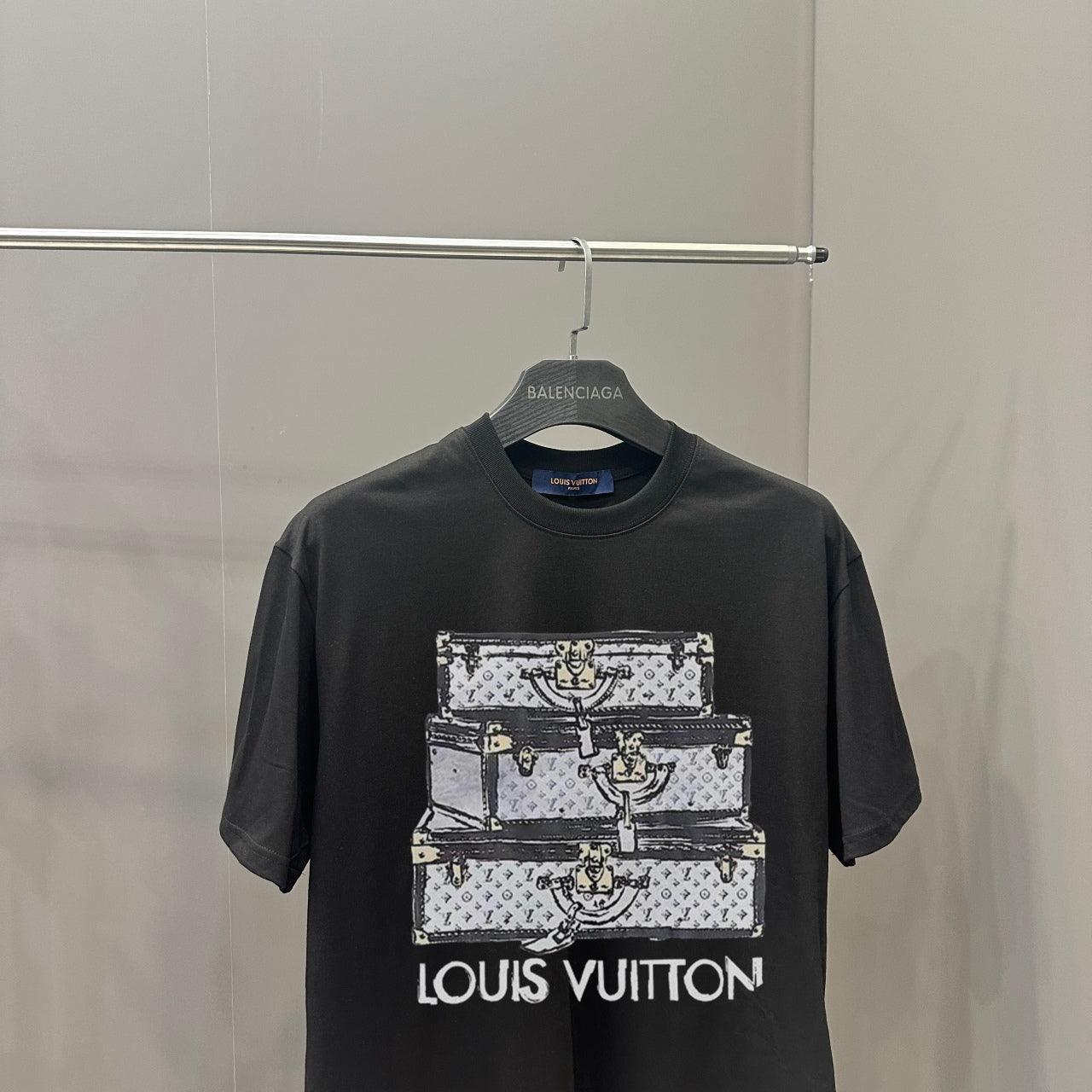 LuxluxHouse Best Quality Clothes T-shirt Louis Vuitton