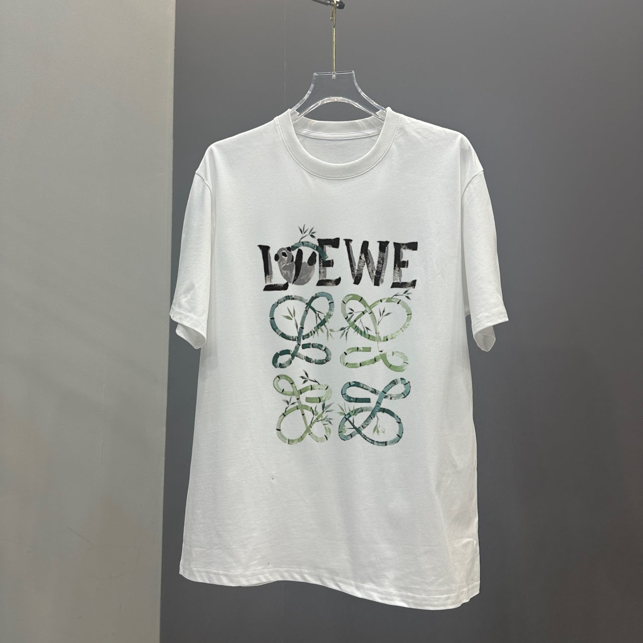 LuxluxHouse Best Quality Clothes T-shirt Loewe