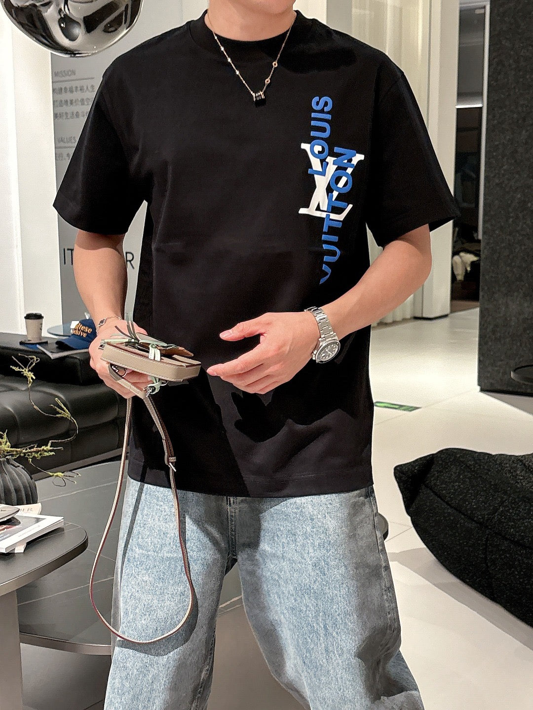 LuxluxHouse Best Quality Clothes T-shirt Louis Vuitton