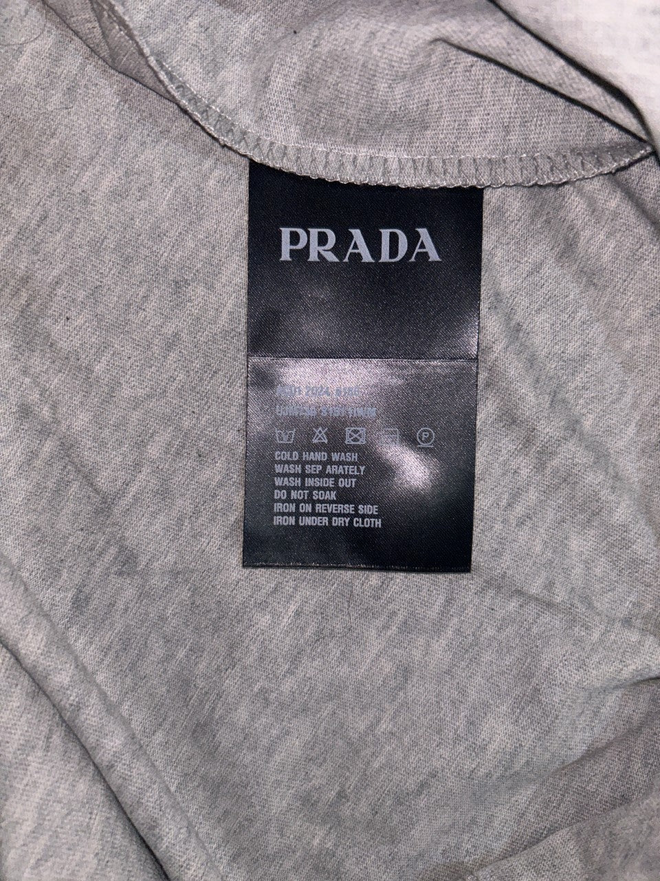 LuxluxHouse Best Quality Clothes T-shirt Prada