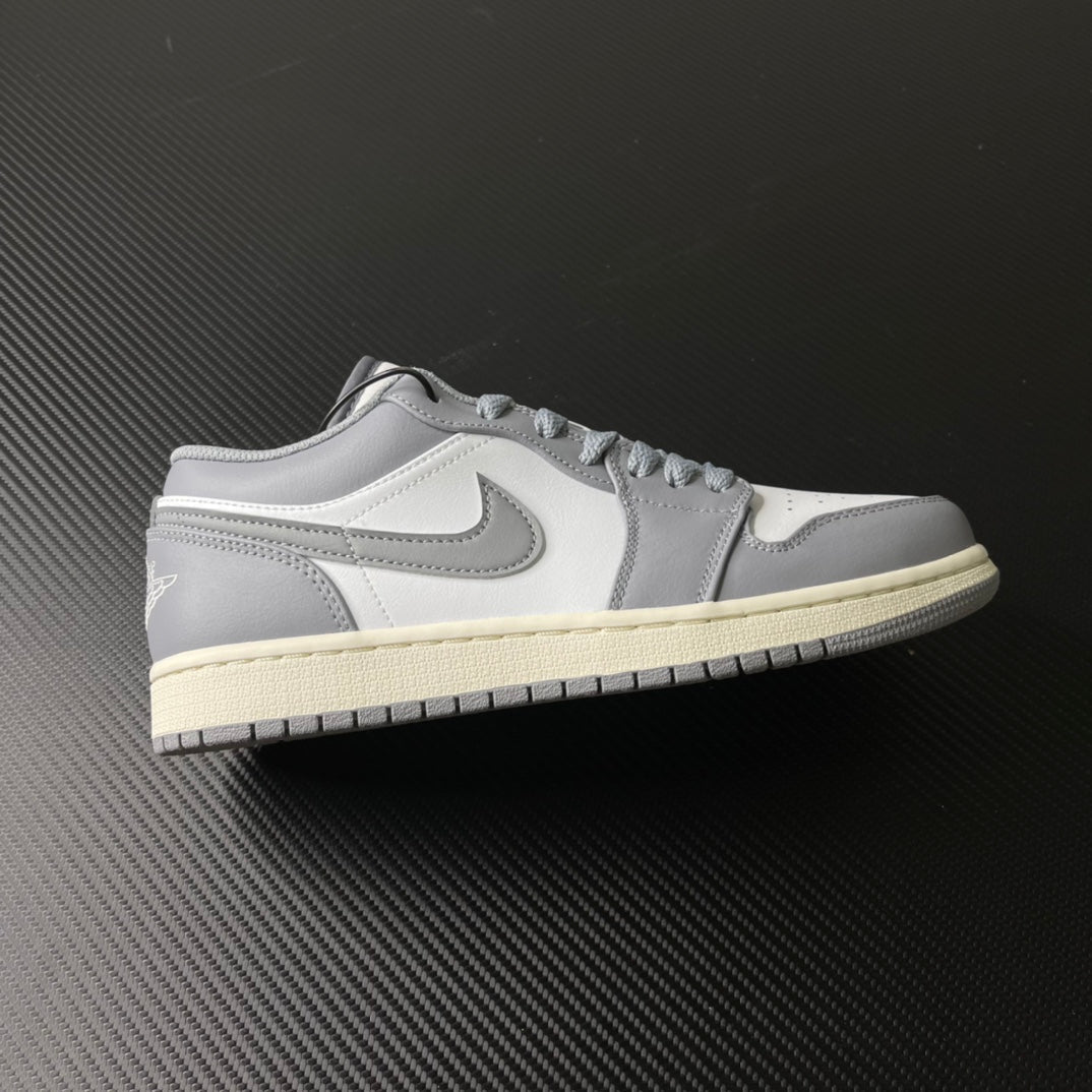 DT Batch-Air Jordan 1 Low “Steakth and White”