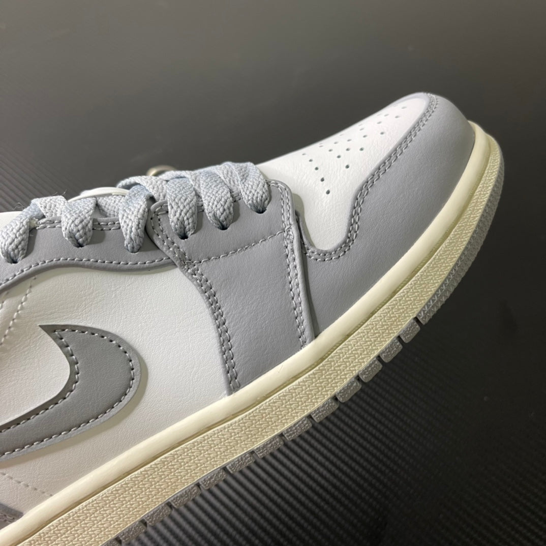 DT Batch-Air Jordan 1 Low “Steakth and White”