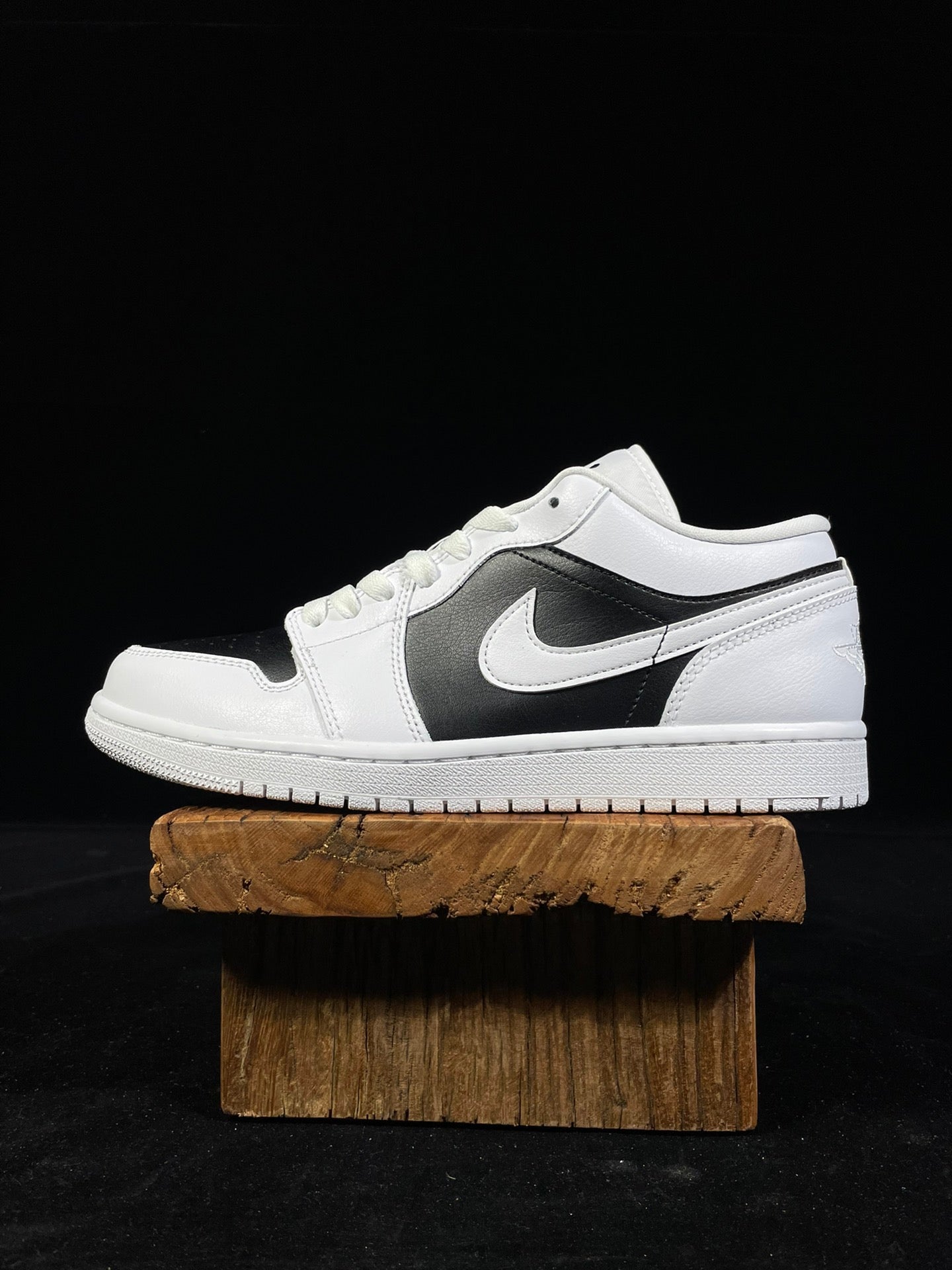 DT Batch-Air Jordan 1 Low “Reverse Panda”