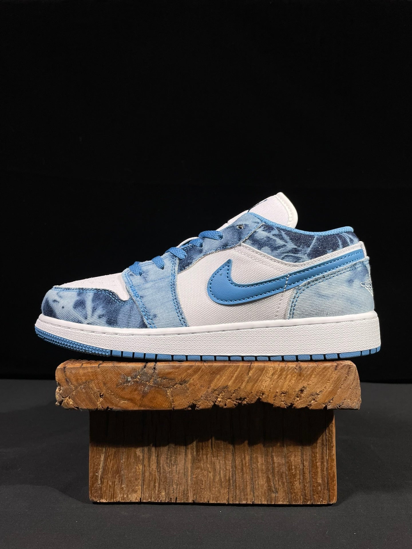 DT Batch-Air Jordan 1 Low “Washed Denim”