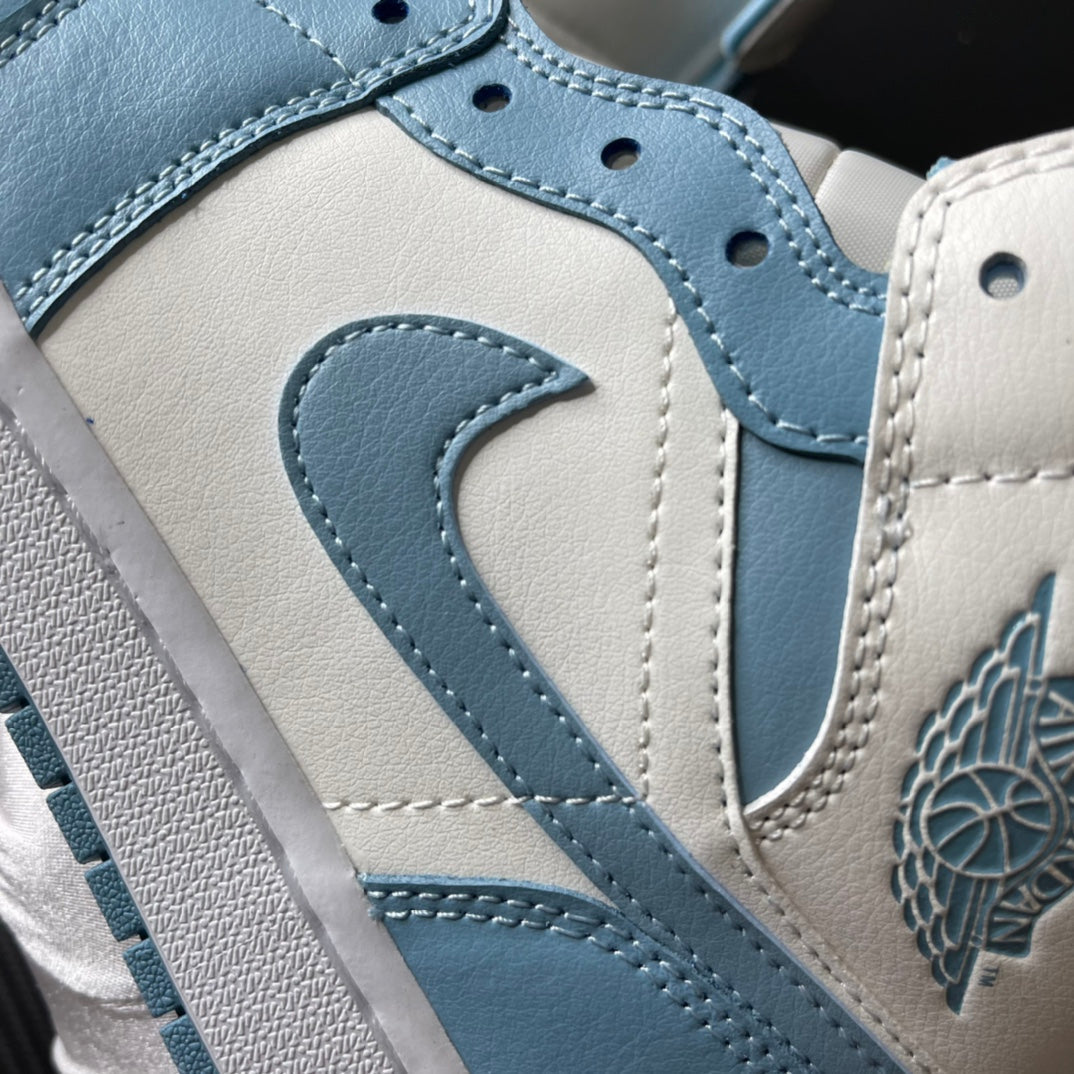 DT Batch-Air Jordan 1 Mid “UNC”