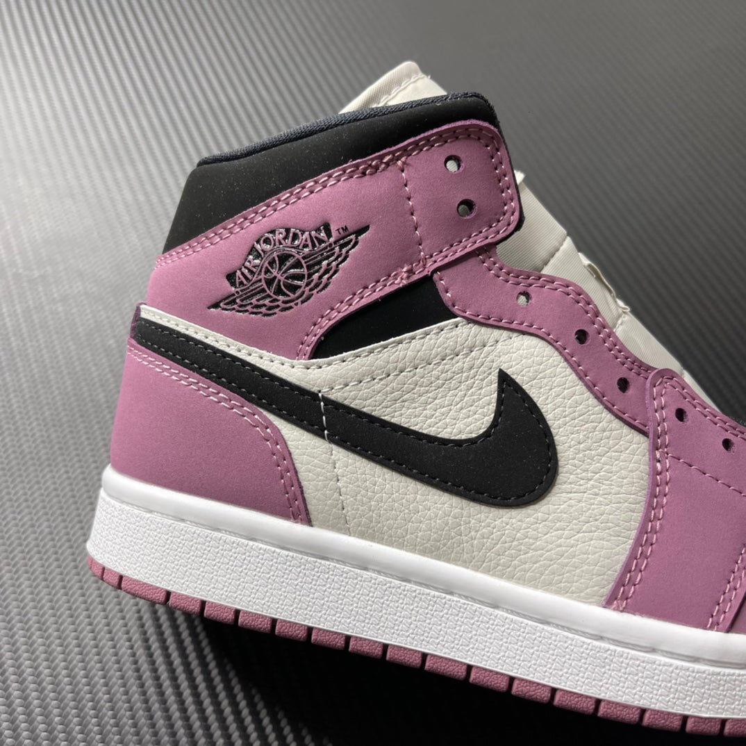 DT Batch-Air Jordan 1 Mid “Berry”