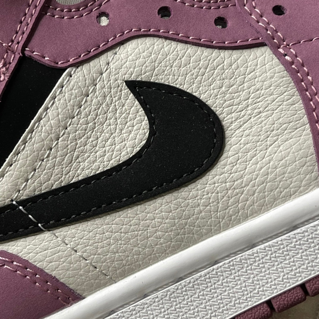 DT Batch-Air Jordan 1 Mid “Berry”