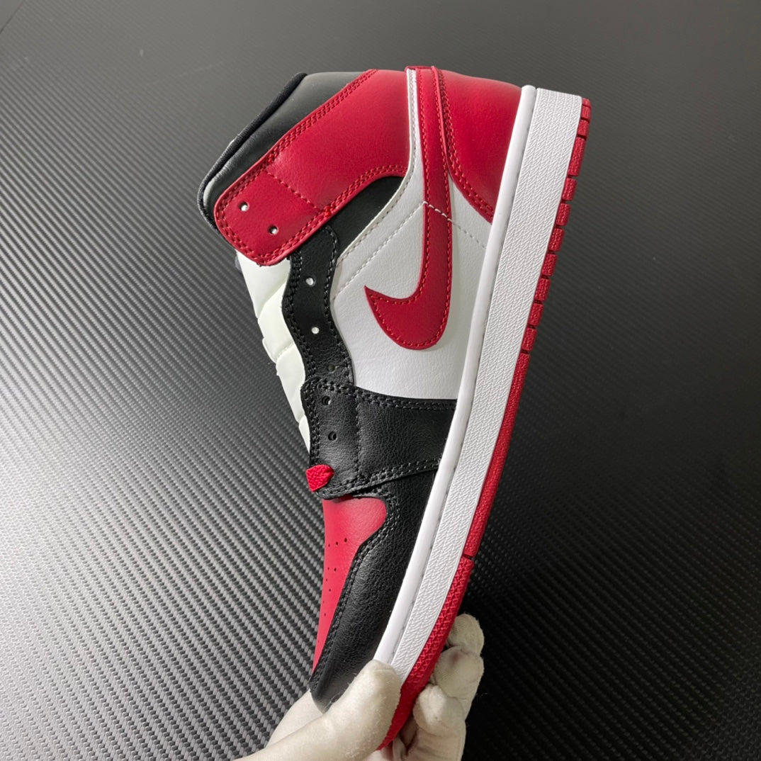 DT Batch-Air Jordan 1 Mid “Bred Toe”