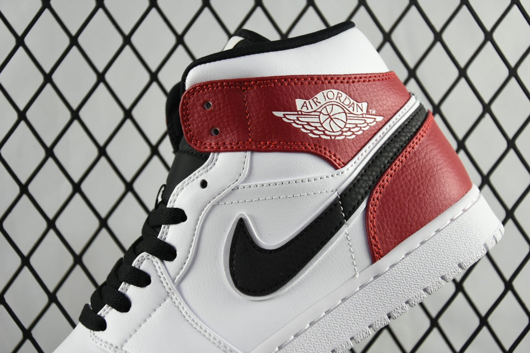 DT Batch-Air Jordan 1 Mid “Chicago”