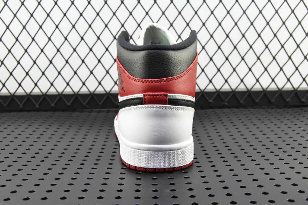 DT Batch-Air Jordan 1 Mid “Chicago”