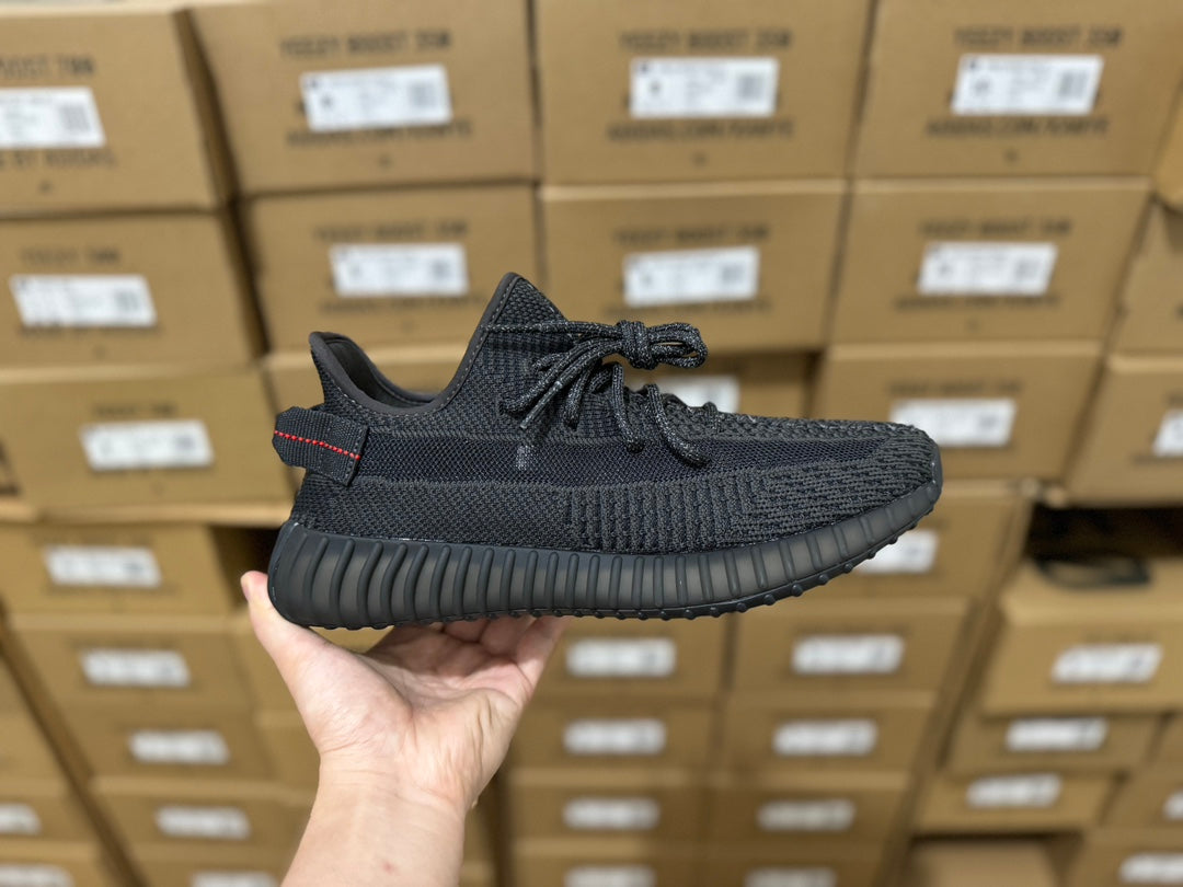 Yeezy 350 V2