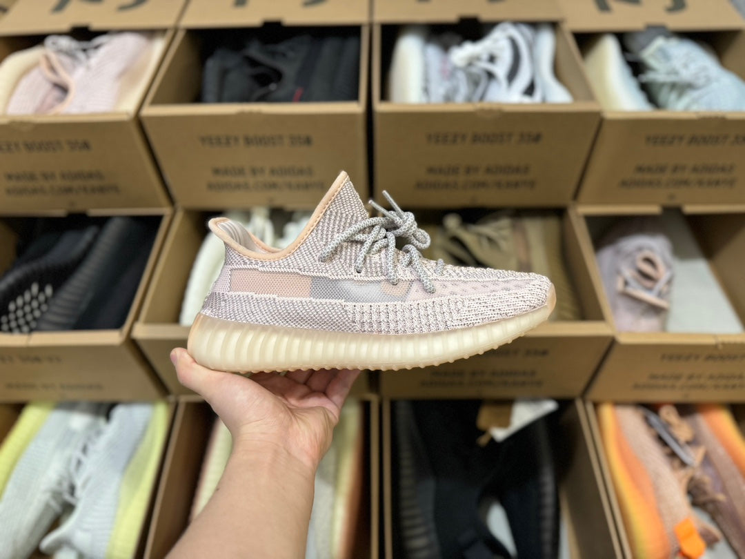 Yeezy 350 V2