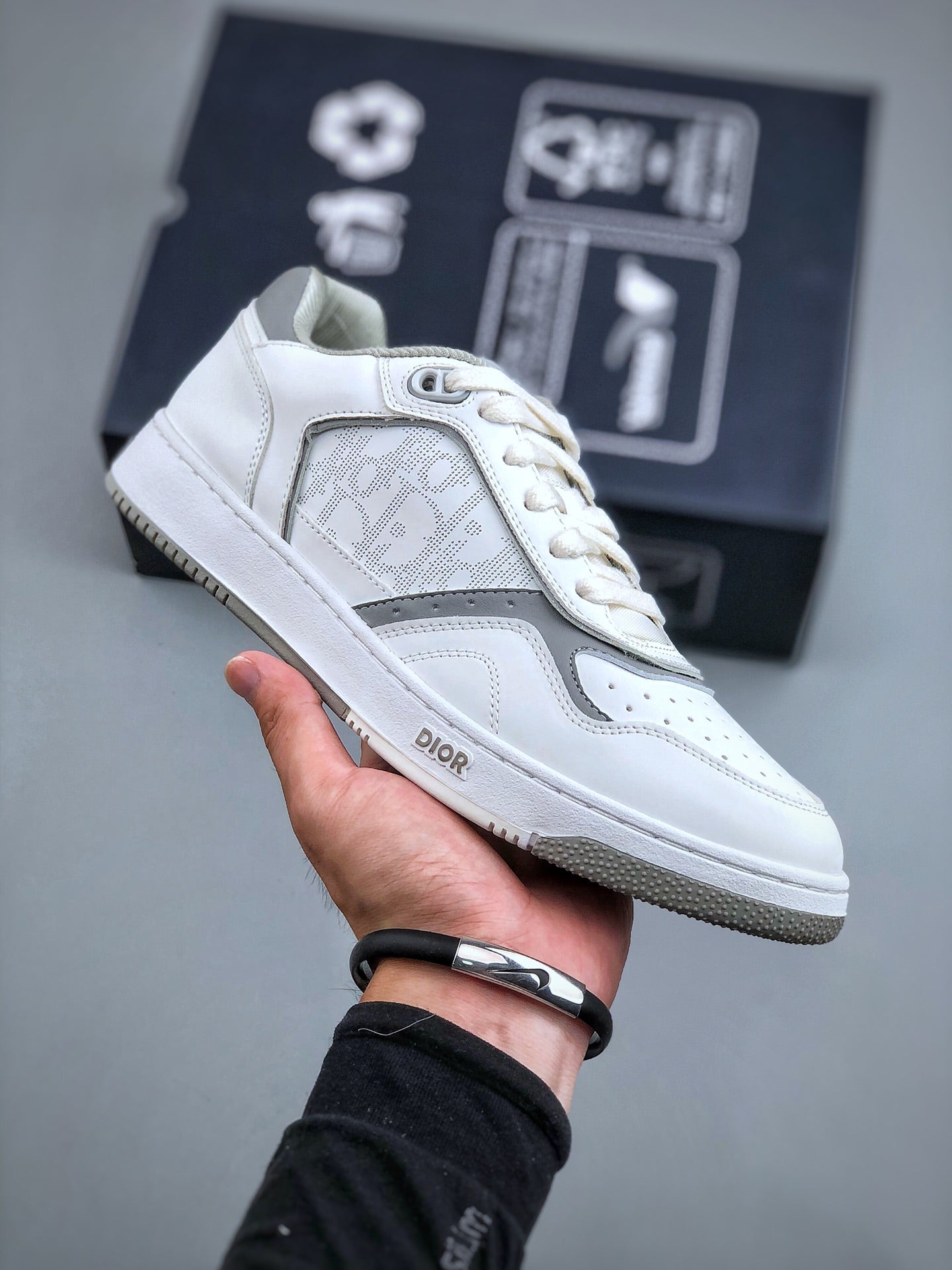 Dior sneakers