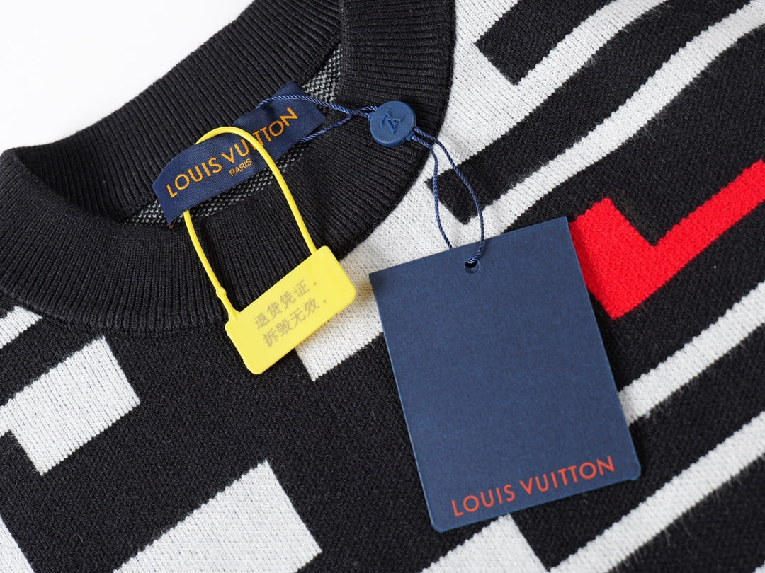 LuxluxHouse Louis vuttion sweater