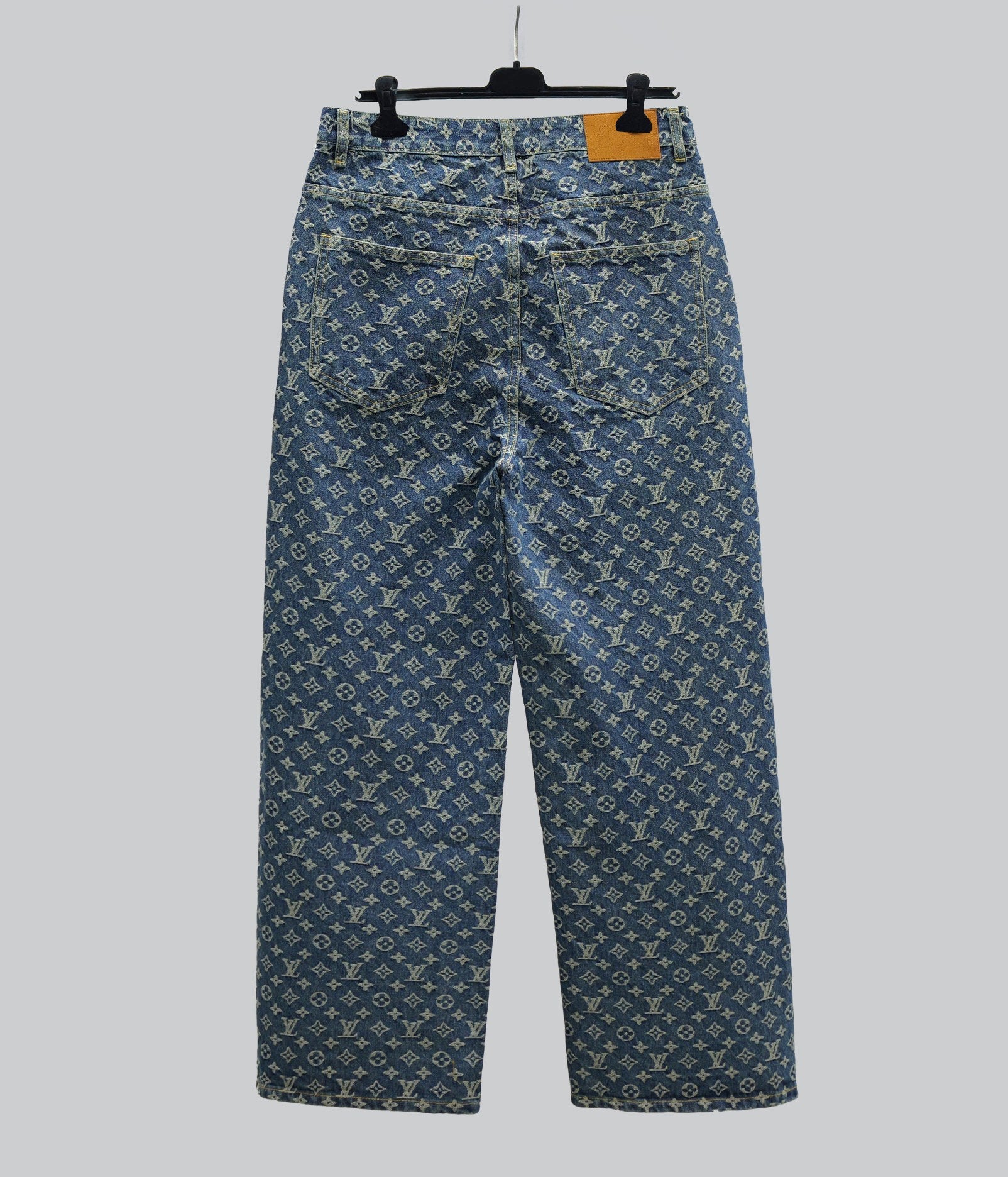 LuxluxHouse Louis vuttion Pants